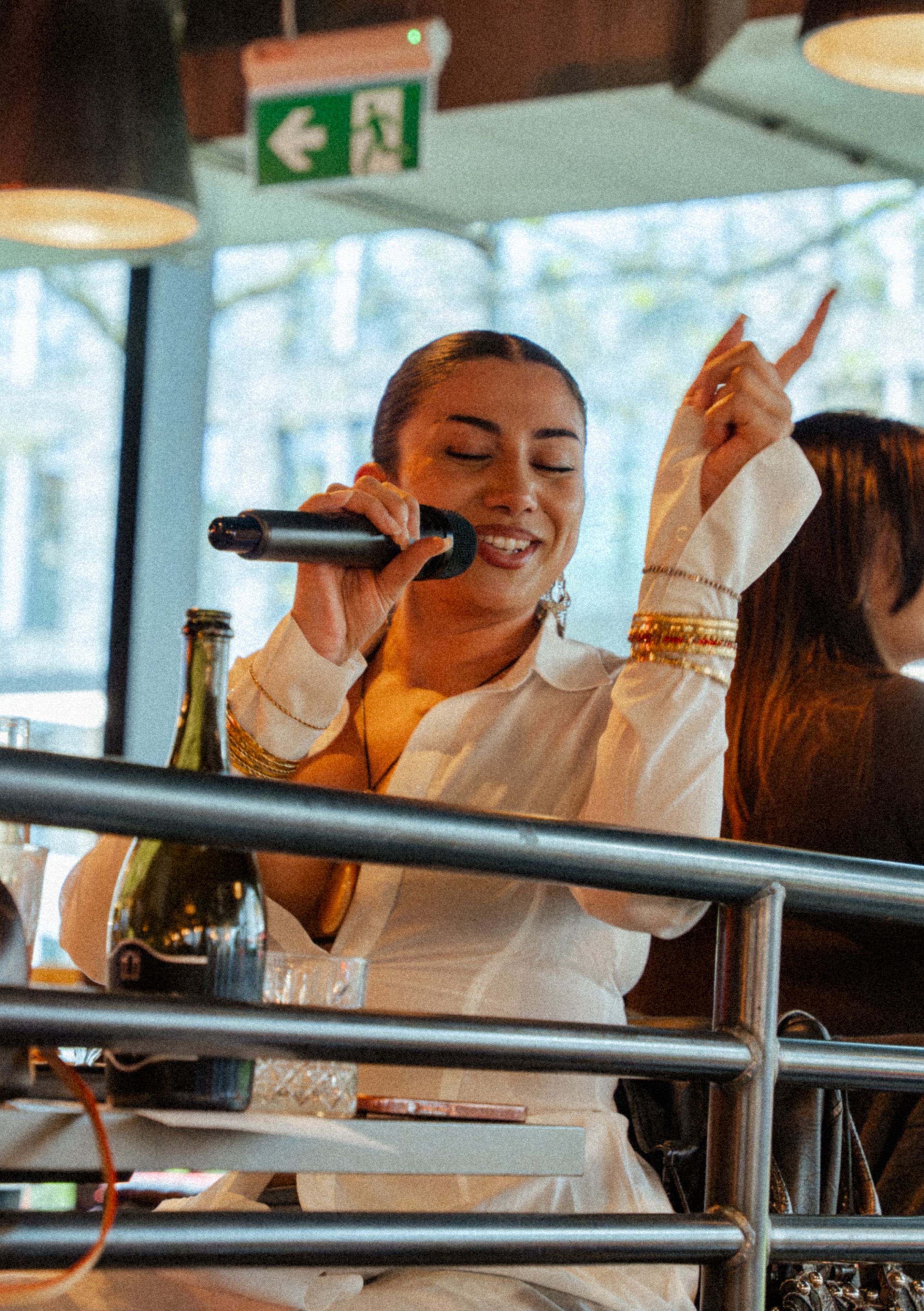 R&B BOTTOMLESS BRUNCH