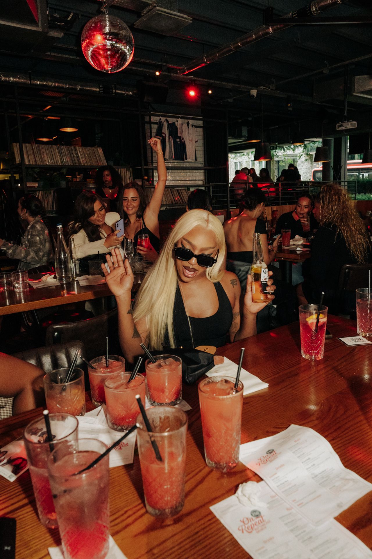 R&B BOTTOMLESS BRUNCH